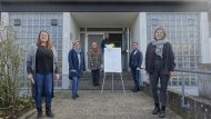 Foto (von links nach rechts): Cathrina Heisch Familienbüro, Träger SEPIA), Bianca Dietrich (2. Beigeordnete der VG Lingenfeld), Denise Hartmann-Mohr (Leiterin des Jugendamtes), Wolfgang Giessen (Netzwerkkoordinator Familienhilfe der Kreisverwaltung), Christoph Buttweiler (Erster Kreisbeigeordneter) und Ina Wagner (Familienbüro, Träger SEPIA). Foto: Kreisverwaltung Germersheim/KV GER/aj