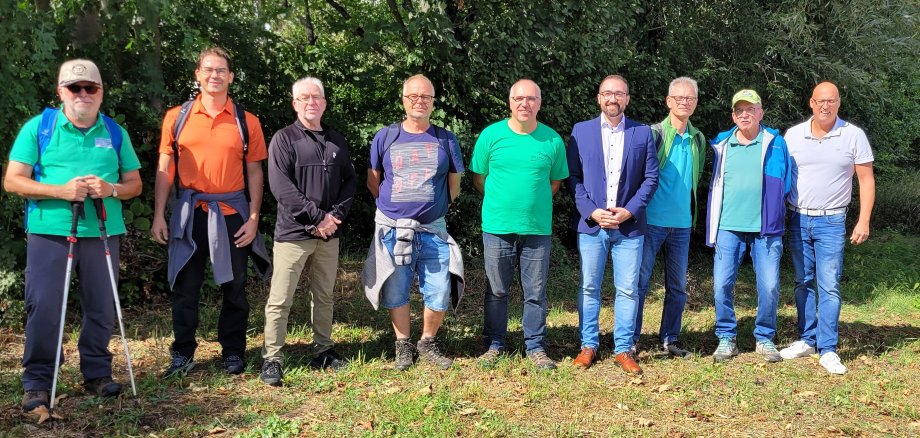 Von links nach rechts: Willi Rupprecht, Jens Weinand (Südpfalz-Tourismus e.V.), Karl-Dieter Rothhaas (Beigeordneter VG Hagenbach), Markus Horn, Rolf Baumgarten, Michael Braun (Kreisbeigeordneter Landkreis Germersheim), Mario Schwab, Gerhard Wagenblatt, Christian Hutter (Bürgermeister Stadt Hagenbach)