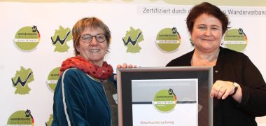 Ute Dicks und Anette Kloos  Foto Deutscher Wanderverband