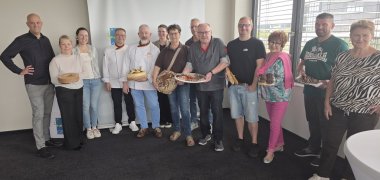 Im Gespräch mit dem Lebensmittelhandwerk . das bild zeigt Landrat Martin Brandl als er Bäcker und Metzger zur Kreisverwaltung nach Rülzheim eingeladen hat.