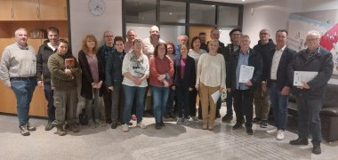 Die Teilnehmerinnen und Teilnehmer bei der
Abschlussveranstaltung dieser Einführungsveranstaltungen. Das Foto zeigt die Teilnehmerinnen und Teilnehmer bei der Abschlussveranstaltung dieser Einführungsveranstaltungen.