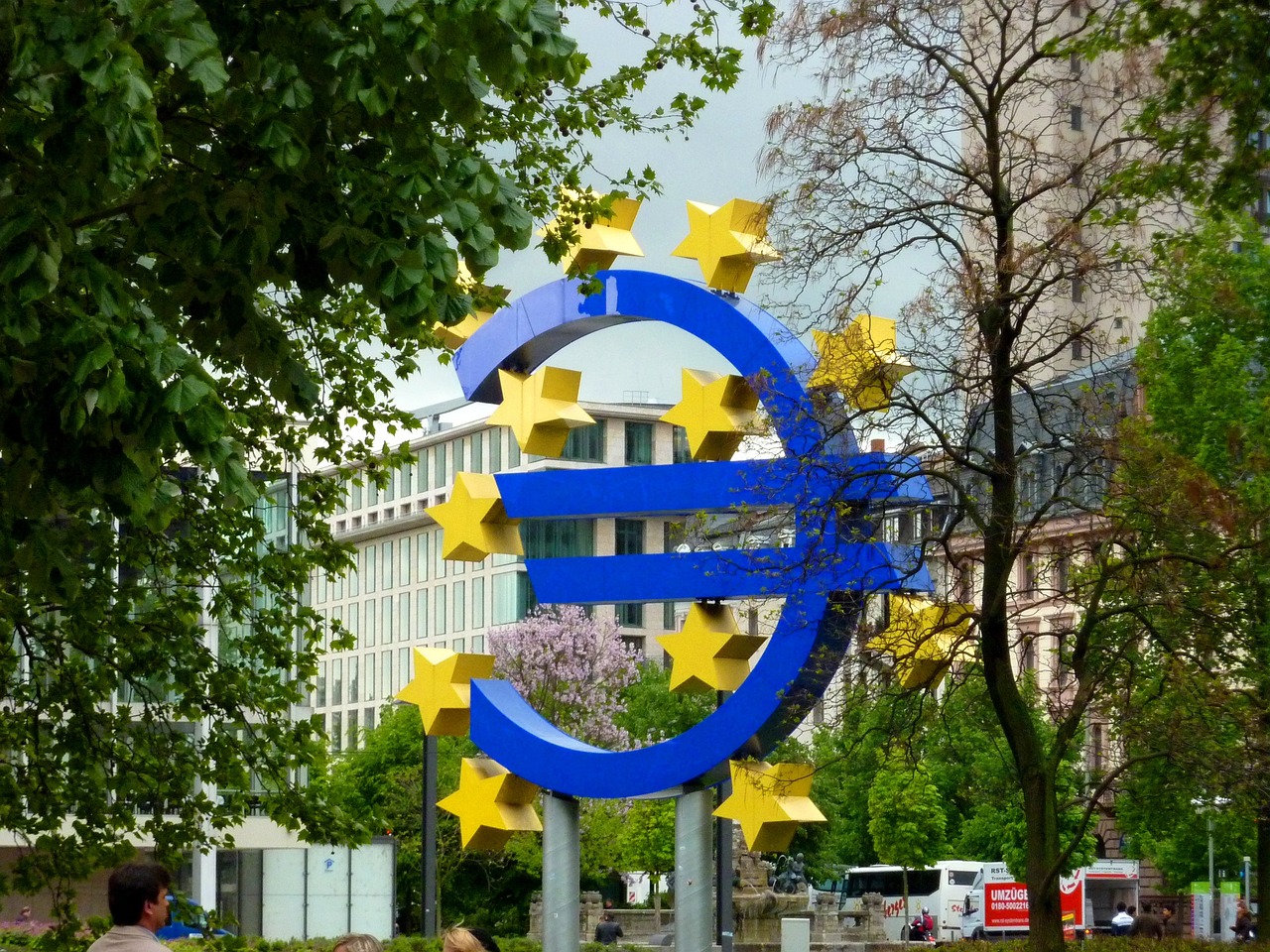 foto des Euromonuments in Frankfurt.