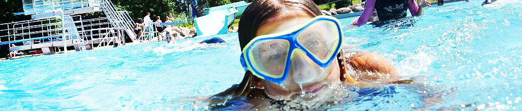 foto schwimendes kind