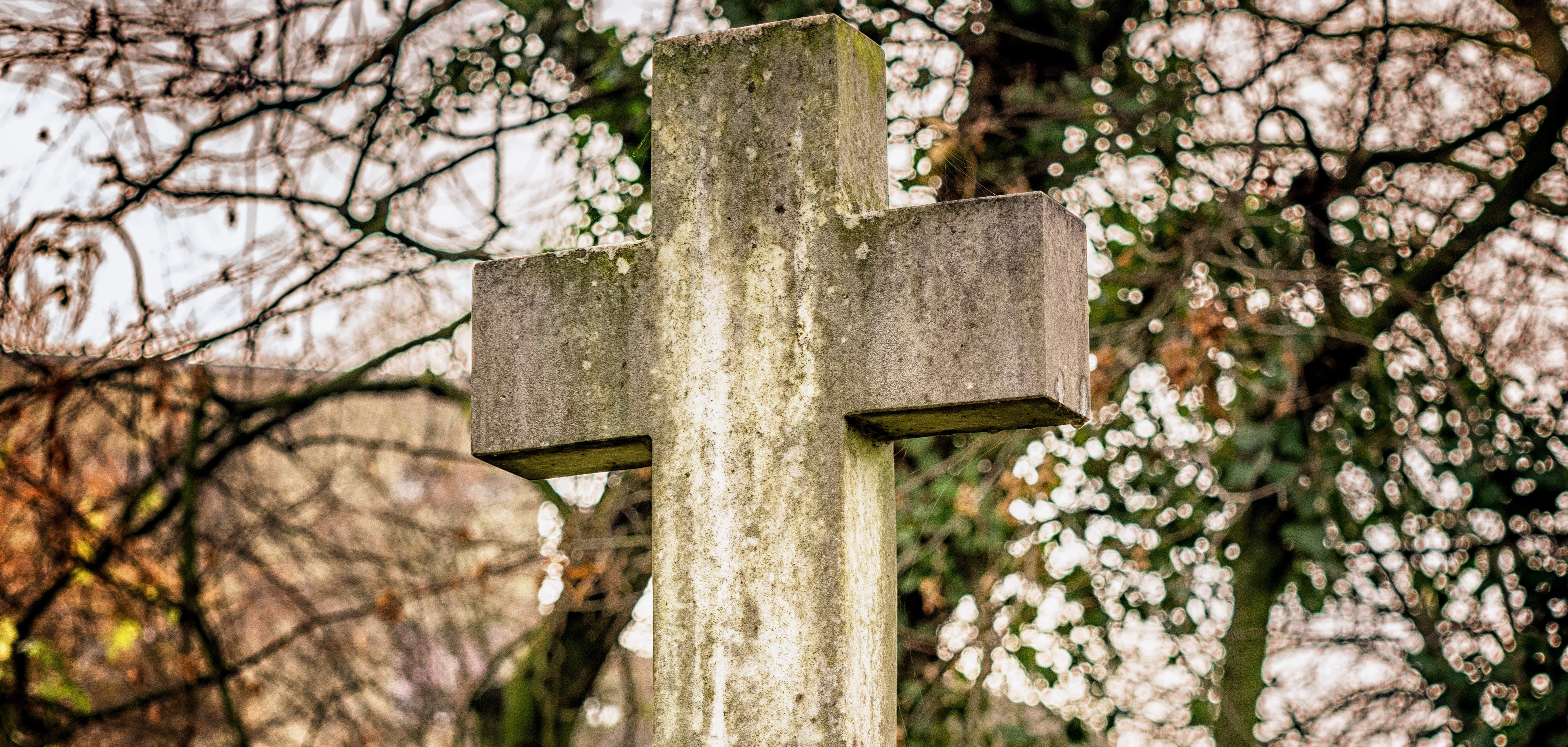 Bestattungskreuz