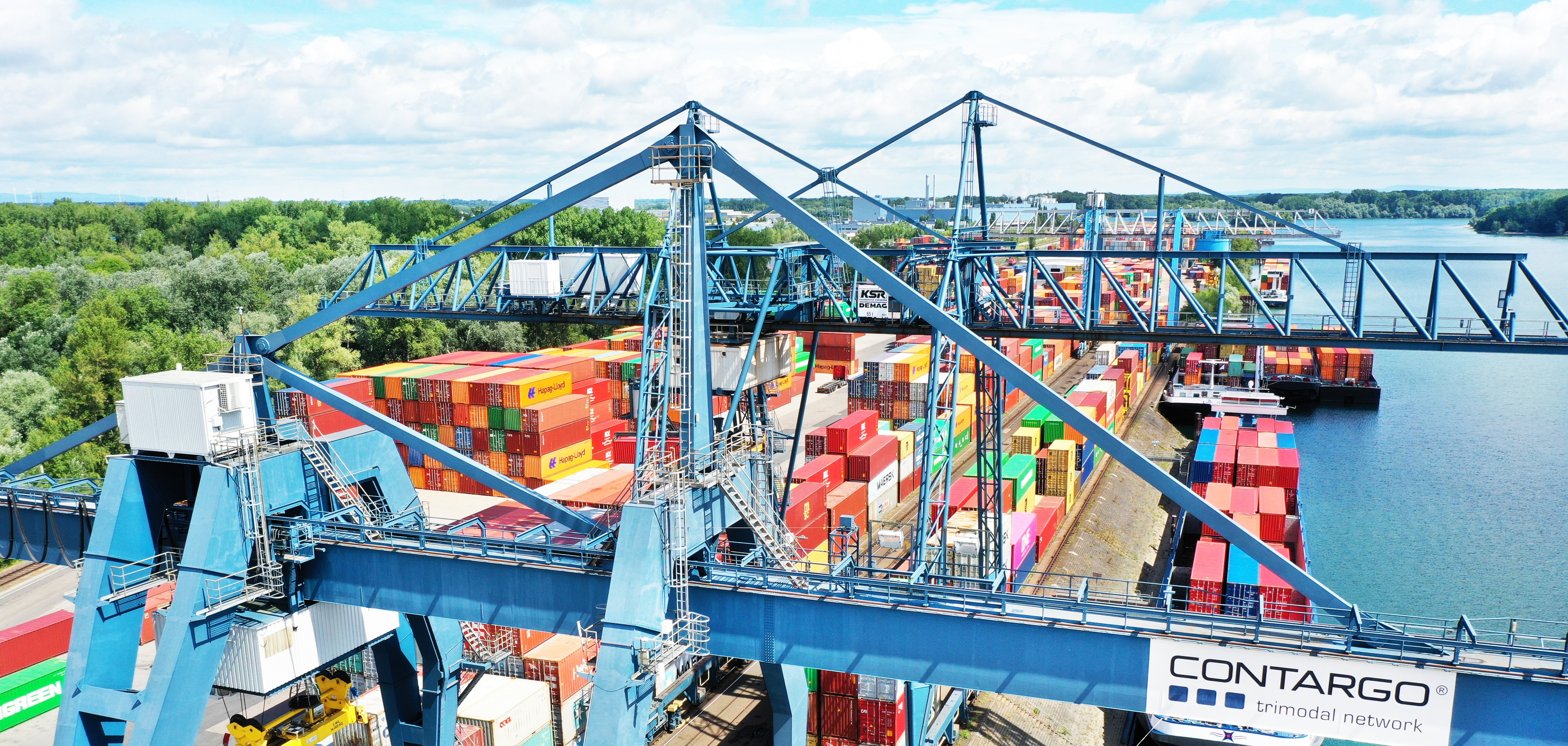 bild des schiffshafens in Wörth