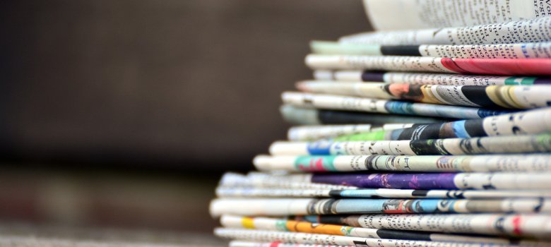 ein zeitungstapel